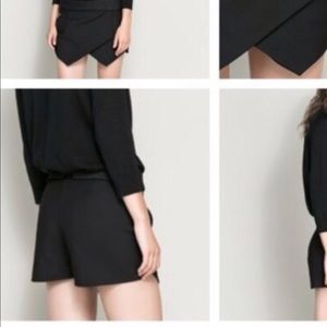 Zara skort SMALL